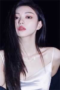 男女主人公陈洛林芸小说穿越成反派，拒做绿茶校花饭票全文免费阅读